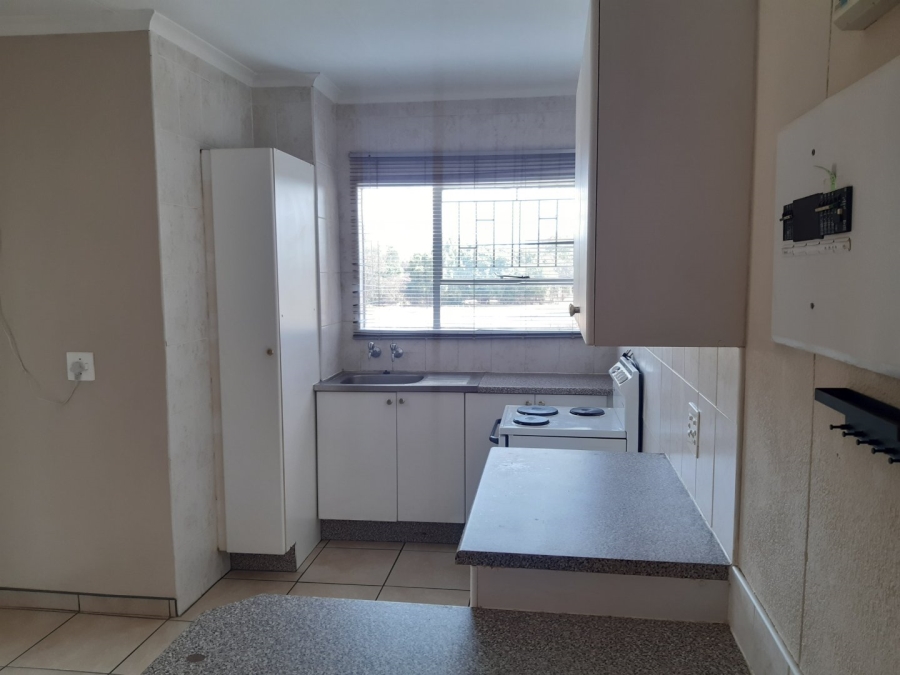 1 Bedroom Property for Sale in Kannoniers Park North West